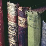 Old books on shelf Suzy Hazelwood from Pexels .com